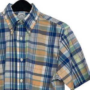 Brooks Brothers Regent Mens M 100% Cotton Short Sleeve Button Down Blue Plaid
